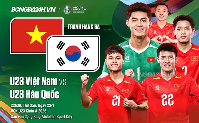 Hình ảnh bàn chơi casino trực tuyến với bài Baccarat và chip cược